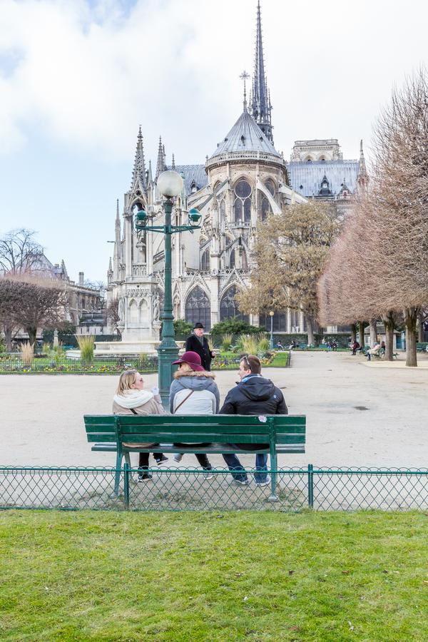 Veeve - Overlooking The Seine On Ile De La Cite Paris Ngoại thất bức ảnh